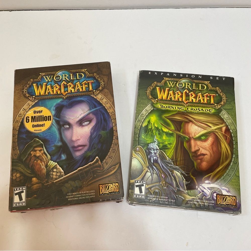 WORLD OF WARCRAFT AND THE BURNING‎ CRUSADE LOT OF TWO